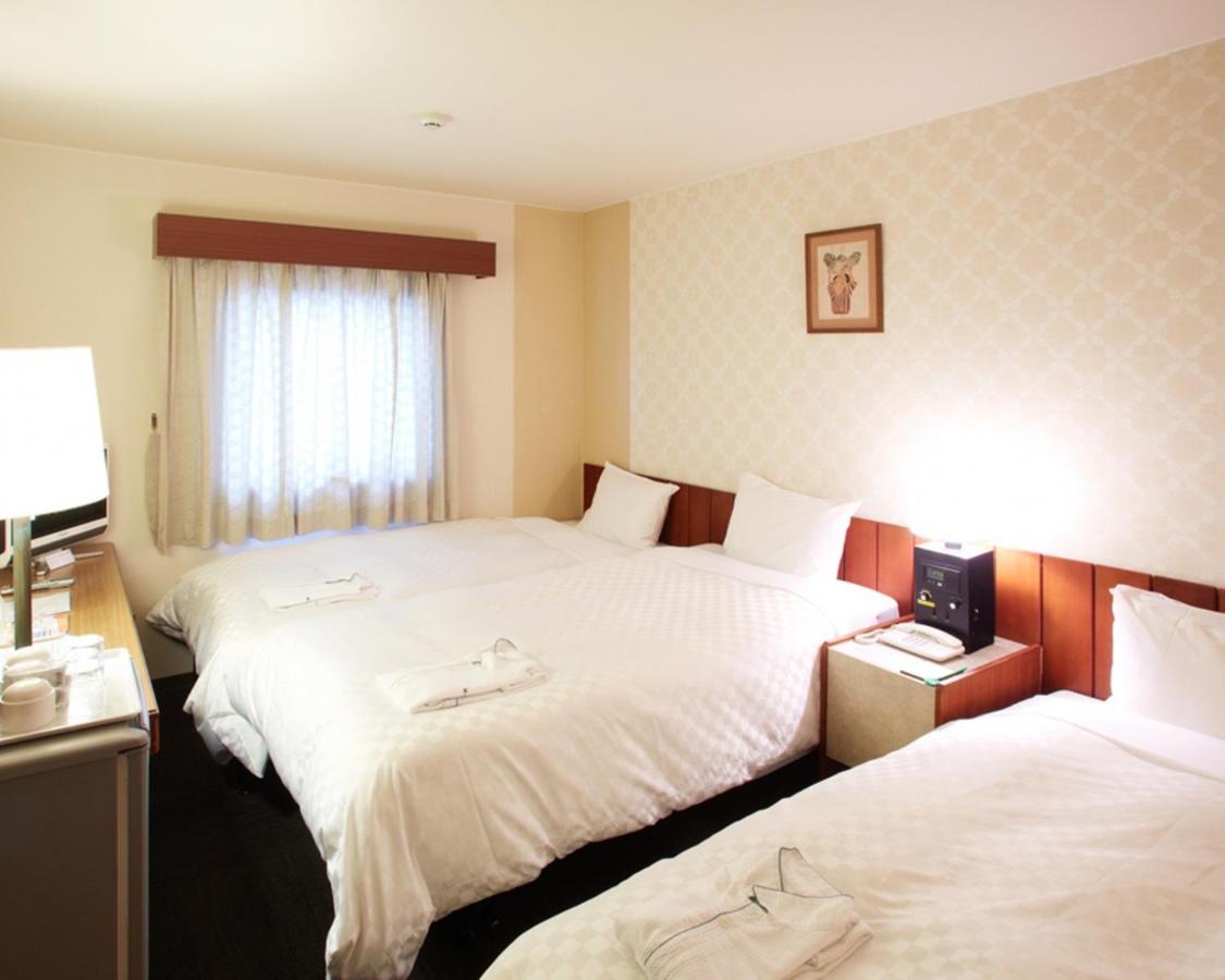 Hotel Taira Naha Exterior photo